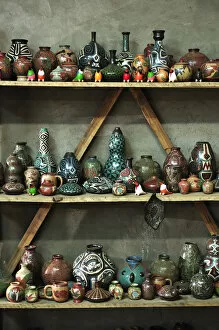 Images Dated 2nd May 2012: Valentin Lopez Ceramics, San Juan de Oriente, Nicaragua, Central America
