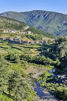 Varzigueto and the river Olo. Alvao Nature Park, Tras os Montes. Portugal