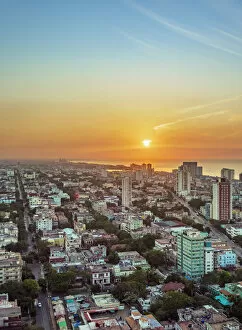 Images Dated 8th September 2020: Vedado at sunset, elevated view, Havana, La Habana Province, Cuba