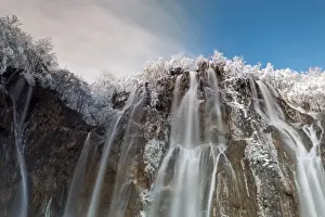 Caves Prints: Veliki Slap waterfall of Plitvice Lakes National Park, Plitvicka Jezera