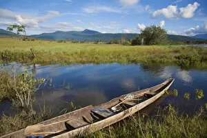 Canoe Gallery: Venezuela, Guayana, Canaima National Park, Canoe