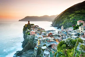 Cinqueterre Prints: Vernazza, Cinque Terre, Liguria, Italy