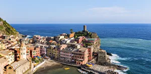 Cinqueterre Prints: Vernazza, Cinque Terre, Liguria, Italy