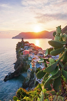 Cinque Terre Prints: Vernazza, Cinque Terre, Liguria, italy