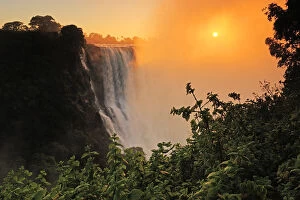 Victoria Falls Gallery: Victoria Falls at sunrise, Zambezi River, near Victoria Falls, Zimbabwe, Africa