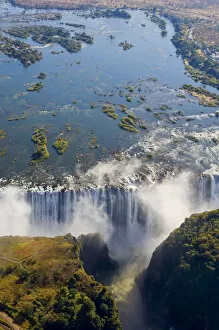 Images Dated 24th November 2020: Victoria Falls, Zambesi River, Zambia - Zimbabwe border