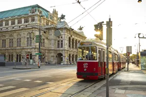 Vienna Gallery: Vienna State Opera House (Wiener Staatsoper), Vienna, Austria