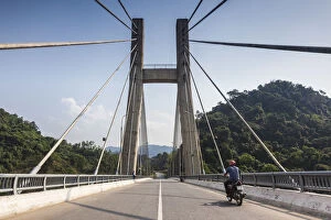 Images Dated 23rd October 2015: Vietnam, DMZ Area, Quang Tri Province, Dakrong Bridge, new bridge built as a memorial