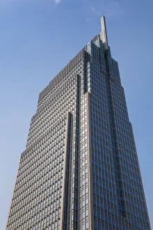 Saigon Gallery: Vietnam, Ho Chi Minh City, Vietcombank Tower, built 2015 in Me Linh Square