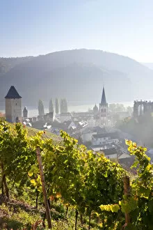 Images Dated 28th June 2011: View on Bacharach with Peters church and river Rhine, Rhineland-Palatinate, Germany