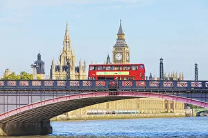 Images Dated 20th January 2020: View of the Big Ben, Houses of Parliament and Lambeth Bridge, London, England, UK