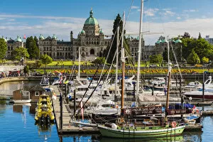Images Dated 17th August 2016: View of the British Columbia Parliament Buildings, Victoria, British Columbia, Canada