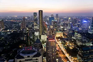 Images Dated 8th December 2010: View over central Bangkok, Thailand