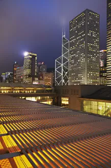 Images Dated 5th July 2010: View of Central from garden rooftop of IFC 2, Central, Hong Kong, China