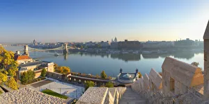 View of Chain Bridge (Szechenyi Bridge) and River Danube, Budapest, Hungary