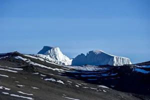Images Dated 28th June 2017: The view of the Eastern Icefields from Gillmans Point, Mount Kilimanjaro, Tanzania
