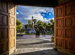 Images Dated 9th October 2018: View through the entrance to San Pedro Cathedral towards Maldonado Park, Riobamba