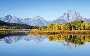 Images Dated 2nd March 2020: View of the Grand Teton Mountains from Oxbow Bend on the Snake River