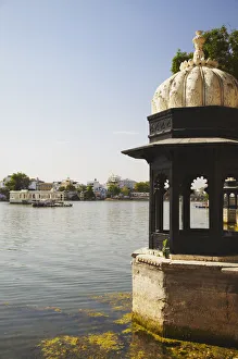 View of Hanuman Ghat on Pichola Lake, Udaipur, Rajasthan, India