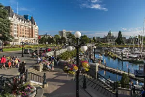 Images Dated 17th August 2016: View of the Inner Victoria Harbour, Victoria, British Columbia, Canada