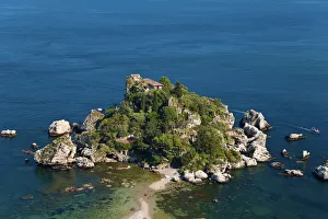 Images Dated 8th December 2010: View of Isola Bella island, Taormina, Sicily, Italy