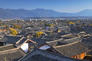 Lijiang Prints: View of Lijiang (UNESCO World Heritage Site), Yunnan, China