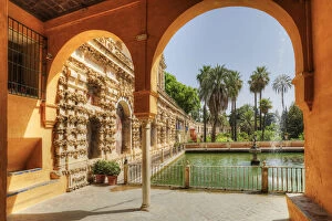 Images Dated 12th June 2018: View at the Mercury Pond of the Real Alcazar, UNESCO World Heritage Site, Sevilla