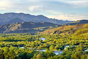 Western Asia Gallery: View towards Meskheti Range (Lesser Caucasus) over the Mtkvari river valley, Chacharaki