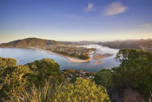 Images Dated 4th November 2019: The view from Mount Paku, Tairua, Coromandel Peninsula, New Zealand