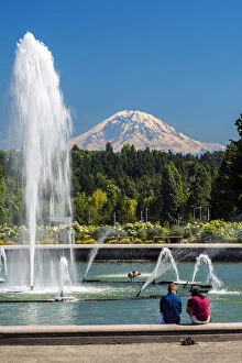 View over Mount Rainier from University of Washington, Seattle, Washington, USA