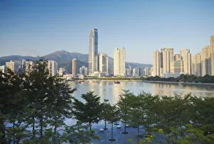Images Dated 30th January 2012: View of Nina Towers, Tseun Wan, New Territories, Hong Kong, China