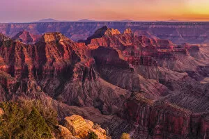 Images Dated 8th June 2021: View from North Rim at sunset, Grand Canyon National Park, Arizona, USA