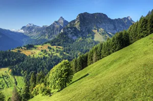 View at Obersee mountain range at Glarner alps at fall, Glarus, Switzerland