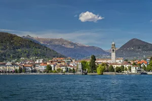 Images Dated 18th May 2015: View over Pallanza from Lake Maggiore, Piedmont, Italy