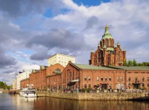 View over the Pohjoissatama Harbour towards the Uspenski Cathedral, Helsinki, Uusimaa County, Finland