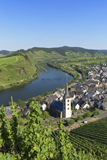 Ian Tower Prints: View of River Moselle, Bremm, Rhineland-Palatinate, Germany