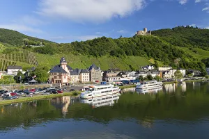View of River Moselle and Burg Landshut, Bernkastel-Kues, Rhineland-Palatinate, Germany