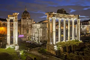 View of the ruins of Fori Imperiali from the Campidoglio at dawn