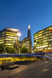 Images Dated 4th June 2020: View of The Shard at night, Southwark, London, England, UK
