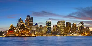 Australian Gallery: View of skyline at sunset, Sydney, New South Wales, Australia