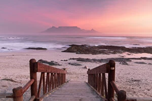 Steps Gallery: View of Table Mountain from Bloubergstrand at sunset, Cape Town, Western Cape, South