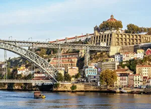 Images Dated 29th September 2017: View towards Vila Nova de Gaia, Dom Luis I Bridge and Monastery of Serra do Pilar