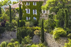 Vaucluse Gallery: View of village of Aurel, Sault, Vaucluse, Alpes-de-Haute-Provence, Provence-Alpes-Cote d Azur