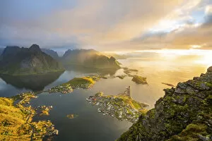 Images Dated 9th January 2019: View from above of the village of Reine in the Lofoten Islands, Norway
