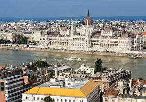 Images Dated 11th October 2018: Views towards Danube and Hungarian Parliament from the Fishermans Bastion