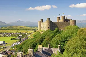Snowdonia Prints: Views towards Harlech Castle (Castell Harlech) and village