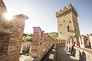 Images Dated 27th May 2016: Vigoleno, Piacenza, Emiglia-Romagna, Italy