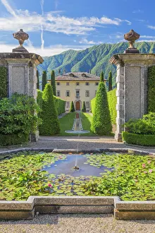 Fountain Prints: Villa Balbiano, Ossuccio, Greenway del Lago di Como path
