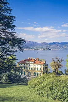 Images Dated 14th May 2015: Villa Pallavicino, Stresa, Lake Maggiore, Piedmont, Italy