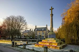 Stream Gallery: Village and cross, Bourton-on-the-water, the Cotswolds, Gloucestershire, England, UK